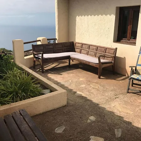 In Mit Gemeinsamem Pool By Interhome *